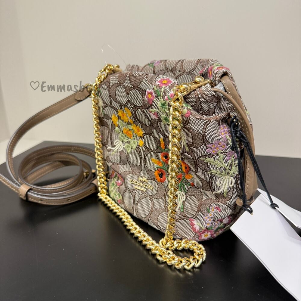 Coach Faye Mini Drawstring Bag Signature Jacquard With Floral Embroidery CDZ94 - Picture 2 of 7